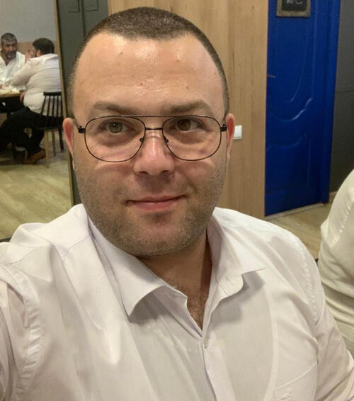 Elias Melky selfie, Yerevan